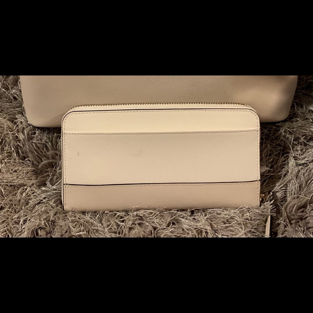 Sweet Cream wallet - Picture 2 of 4